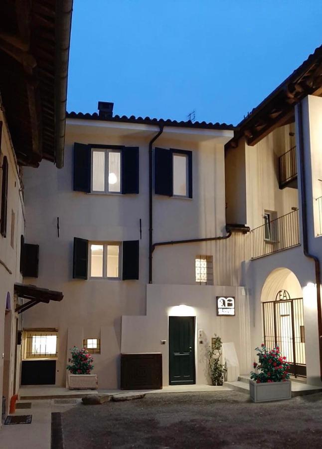 Le Case Di Angelina - Langhe Loft & Suites Farigliano エクステリア 写真